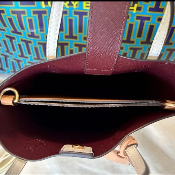 Tory Burch Perry tote bag with crossbody strap - Picture 6 of 9